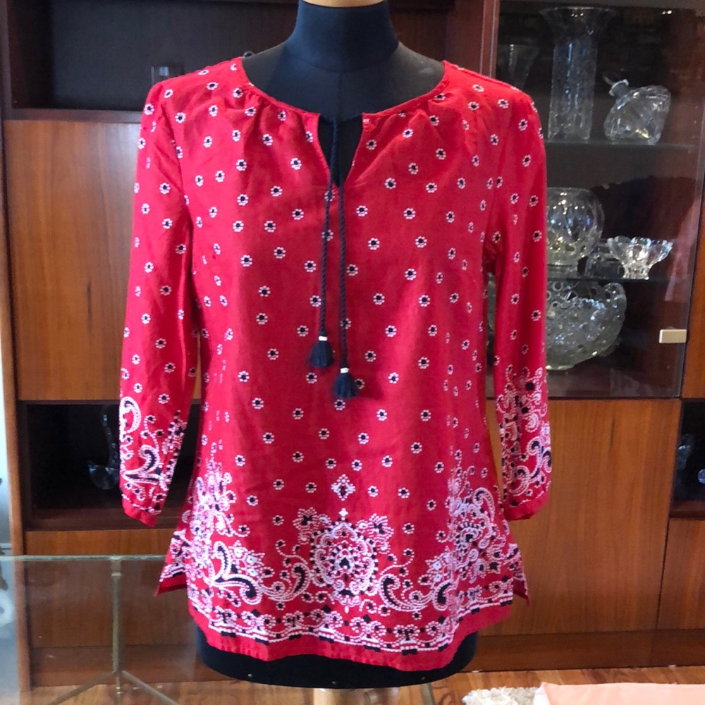 Talbot’s bandana motif shirt